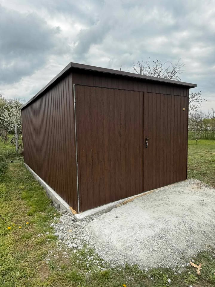 garaż 3x5 spad tył