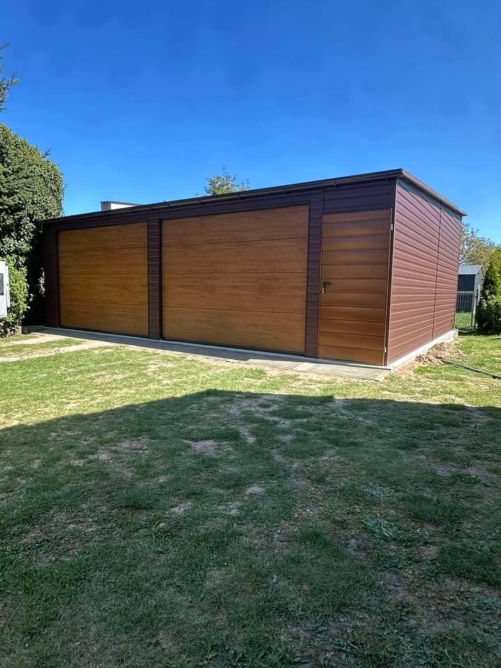 garaż 8m x 7m